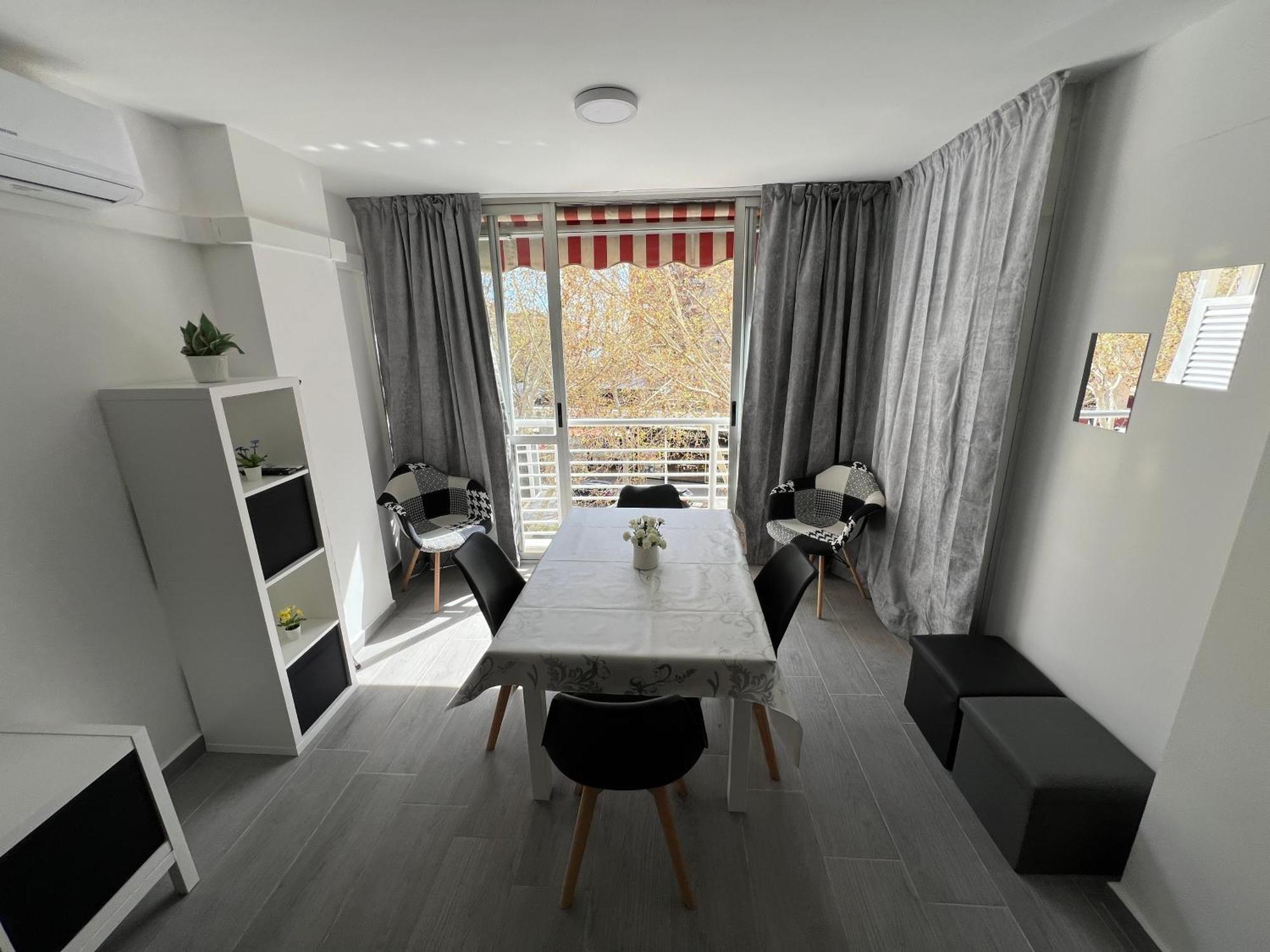 Caballos Lux Playa Levante Apartamento